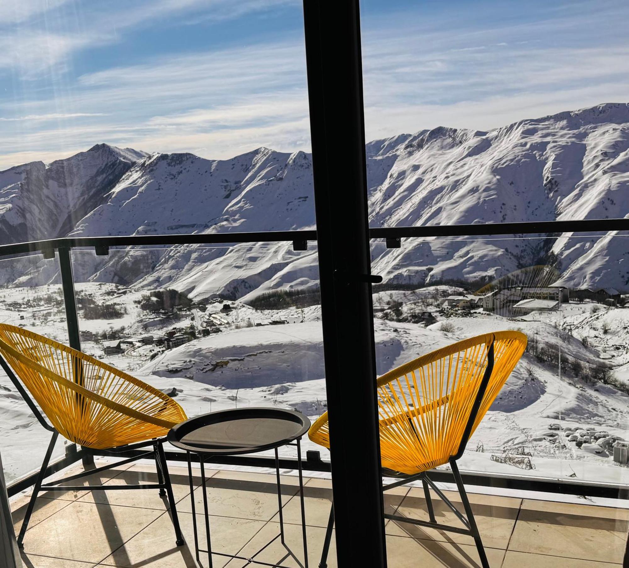 Twins Apartment Deluxe, New Gudauri Zewnętrze zdjęcie